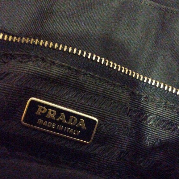 Vintage Prada Milano Handbag~ read info - Picture 9 of 12